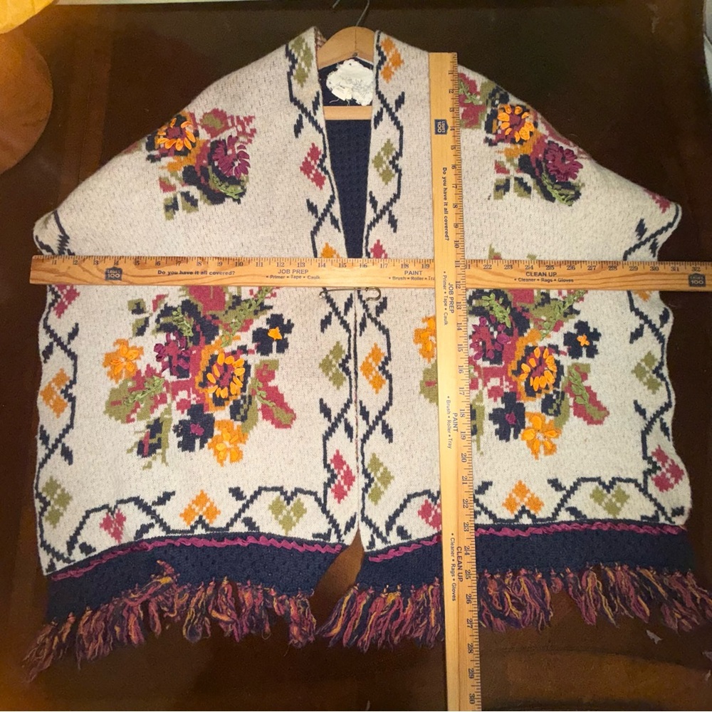 Anthropologie Angel of the North Wrap Shawl Floral Boho Embroidery - Picture 8 of 8